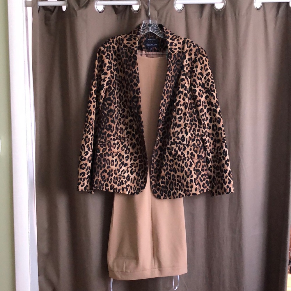 Stretch animal print jacket